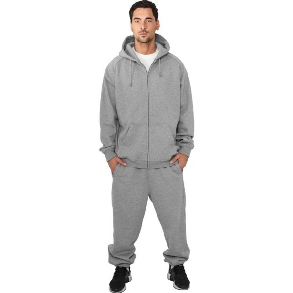 Urbaner Herren-Sportanzug